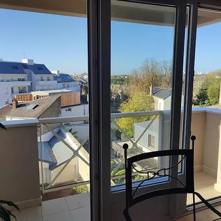 Grand T2 Lumineux Viarme/talensac Avec Parking דירה