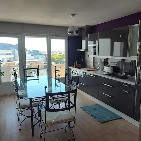 Grand T2 Lumineux Viarme/talensac Avec Parking